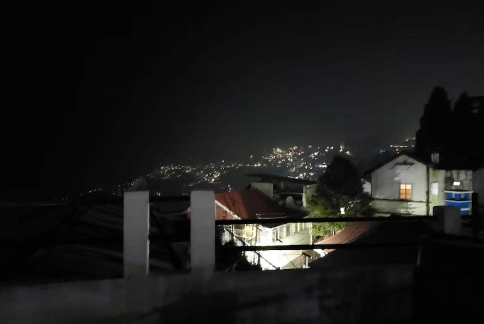 Hotel Pitstop Darjeeling - Excellent Service Recommended & Couple Friendly ภายนอก รูปภาพ